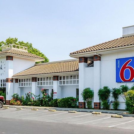 Motel 6 Oakdale, Ca Εξωτερικό φωτογραφία